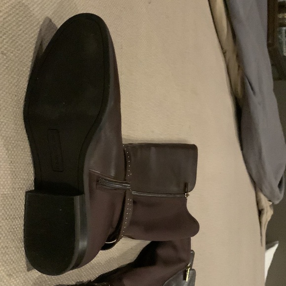 Bandolino leather and fabric brown boots - Picture 4 of 4